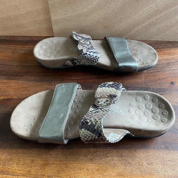 Vionic Camila Slides Sandals Snake Print Gray Double Strap Flat Shoes Womens 7 - Picture 6 of 9